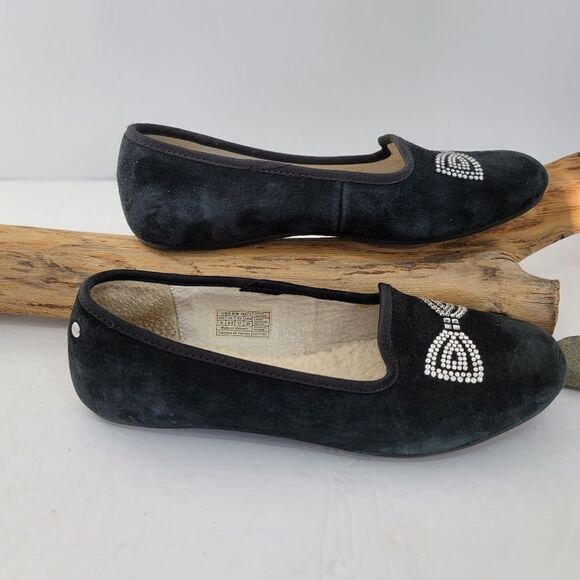 Ugg black suede flats rhinestone bow - Picture 3 of 12
